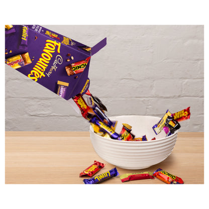Favourites The Ultimate Share Boxed Chocolate 820g